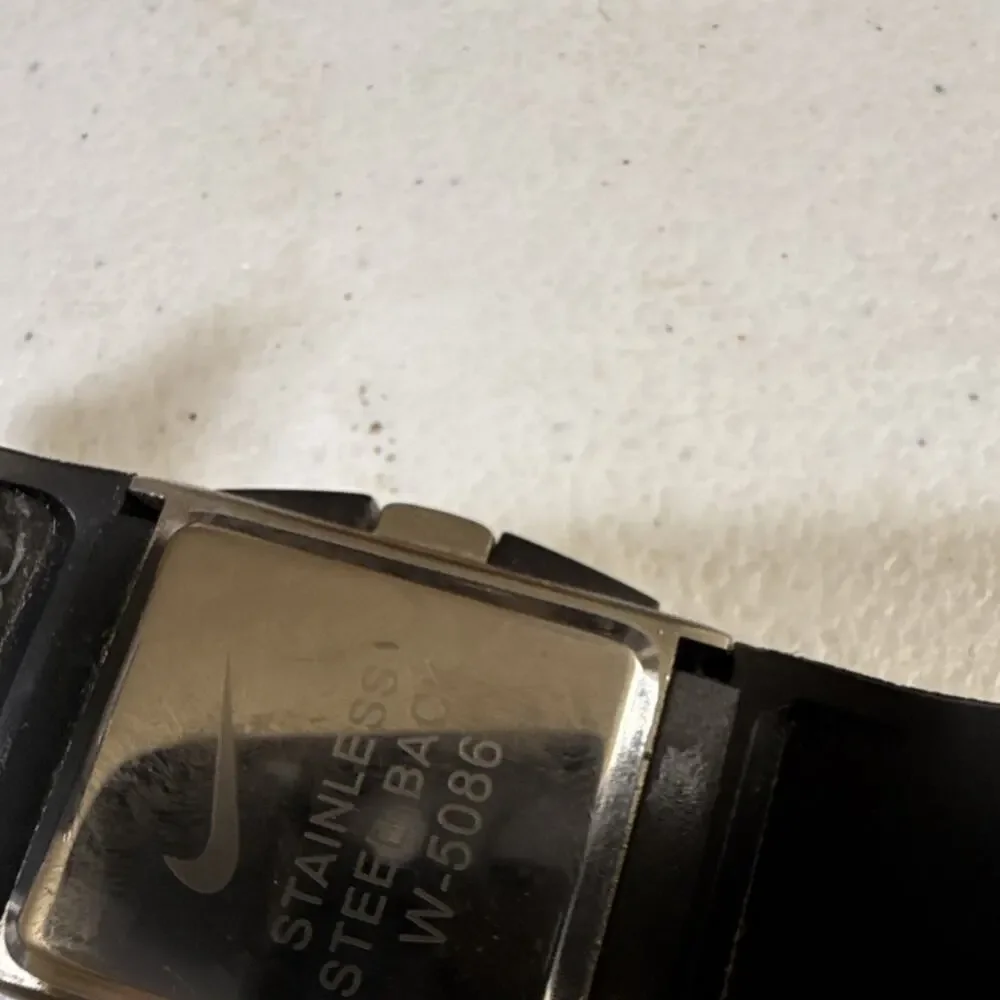 Vintage Nike Sportwatch W-5086 running with a new battery!